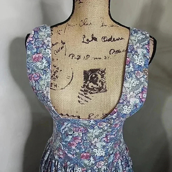 WOMENS Vintage  60s -70sCottage  Garden Core  Midi Floral Maxi Dress. Si… - Picture 12 of 12